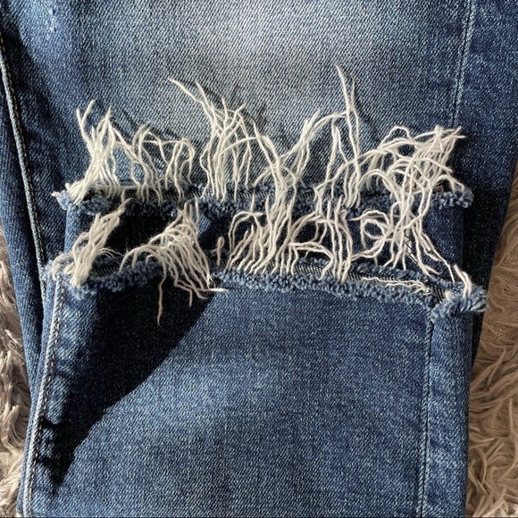 Banana Republic Mid Rise Straight Leg Raw Ham Crop Jeans - Picture 9 of 10